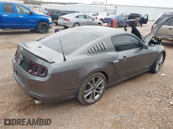 ✅ 2013 Ford Mustang GT • VIN: 1ZVBP8CF9D5232069 • Lot: 41825087. Listed on IAAI with Not provided. Free auction sales archive from the USA and detailed vehicle history report at DreamBid. Image 4.
