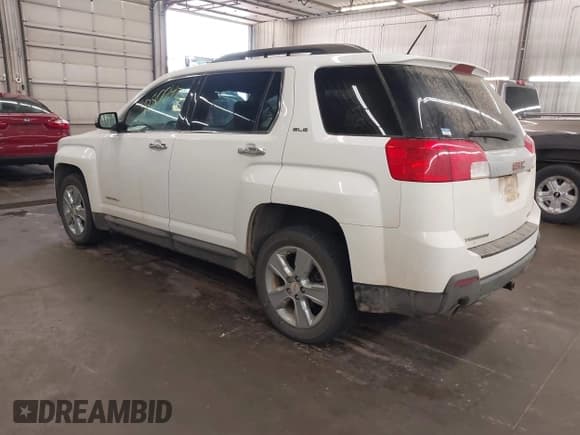 ✅ 2015 GMC Terrain SLE • VIN: 2GKFLWE37F6411696 • Lot: 42800433. Wystawiony na IAAI z przebiegiem 157 268 mil. Bezpłatny archiwum sprzedaży aukcyjnych z USA i szczegółowy raport historii pojazdu na DreamBid. Zdjęcie 3.