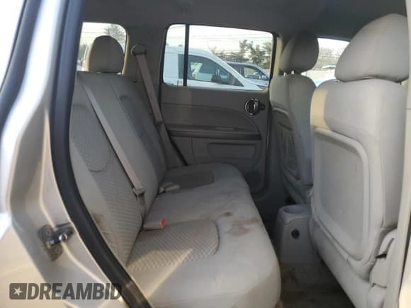 ✅ 2007 Chevrolet HHR LT • VIN: 3GNDA23D27S546558 • Lot: 86615574. Listed on Copart with 155,284 mi. Free auction sales archive from the USA and detailed vehicle history report at DreamBid. Image 11.