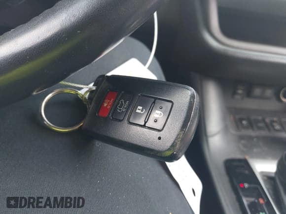 ✅ 2018 Toyota Highlander Limited • VIN: 5TDDZRFH0JS882603 • Lot: 42149163. Wystawiony na IAAI z przebiegiem 137 240 mil. Bezpłatny archiwum sprzedaży aukcyjnych z USA i szczegółowy raport historii pojazdu na DreamBid. Zdjęcie 11.