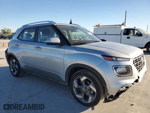 ✅ 2022 Hyundai Venue Limited • VIN: KMHRC8A38NU187084 • Lot: 80622684. Listed on Copart with 57,600 mi. Free auction sales archive from the USA and detailed vehicle history report at DreamBid. Image 4.