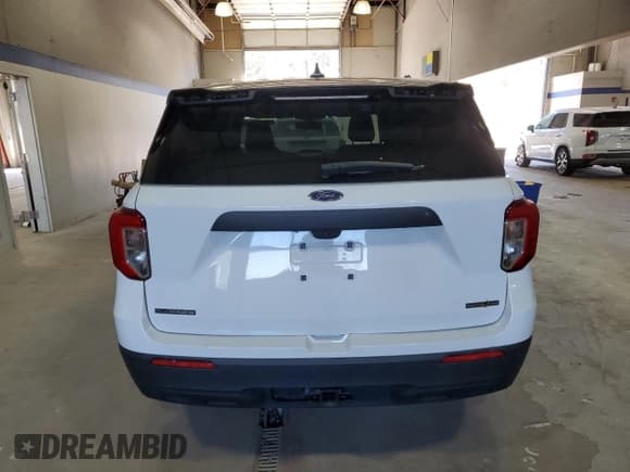 ✅ 2020 Ford Police Interceptor Utility • VIN: 1FM5K8AB1LGC70327 • Lot: 50957985. Wystawiony na Copart z przebiegiem 62 414 mil. Bezpłatny archiwum sprzedaży aukcyjnych z USA i szczegółowy raport historii pojazdu na DreamBid. Zdjęcie 6.