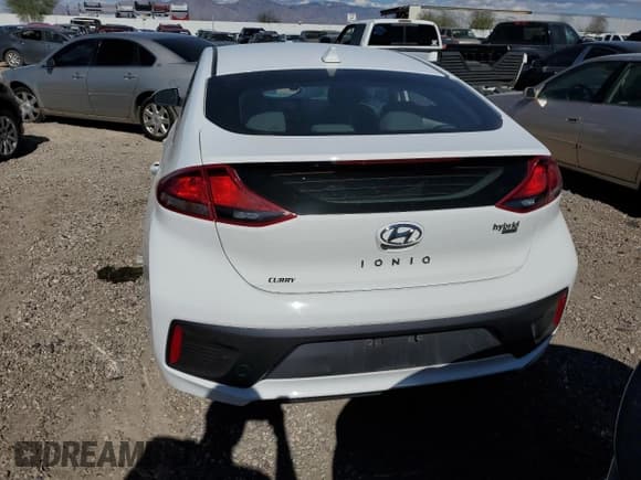 ✅ 2020 Hyundai Ioniq Blue • VIN: KMHC65LC5LU234819 • Lot: 79320934. Wystawiony na Copart z przebiegiem 42 671 mil. Bezpłatny archiwum sprzedaży aukcyjnych z USA i szczegółowy raport historii pojazdu na DreamBid. Zdjęcie 6.