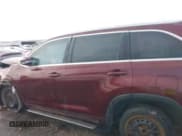 ✅ 2015 Toyota Highlander XLE • VIN: 5TDKKRFH7FS081847 • Lot: 42676891. Wystawiony na IAAI z przebiegiem 154 151 mil. Bezpłatny archiwum sprzedaży aukcyjnych z USA i szczegółowy raport historii pojazdu na DreamBid. Zdjęcie 14.