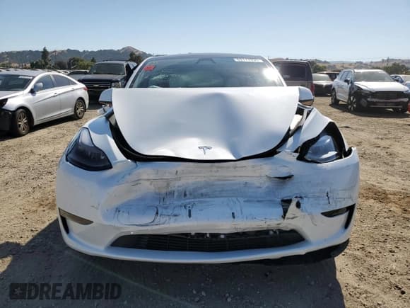 ✅ 2024 Tesla Model Y Long Range • VIN: 7SAYGDEE2RF058834 • Лот: 63117935. Опубликован ранее на Copart с пробегом 39 172 миль. Бесплатный доступ к архиву аукционных продаж из США и подробный отчёт об истории автомобиля на DreamBid. Изображение 5.