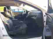 ✅ 2019 Chevrolet Malibu LT • VIN: 1G1ZD5STXKF199955 • Lot: 43335146. Wystawiony na IAAI z przebiegiem 126 678 mil. Bezpłatny archiwum sprzedaży aukcyjnych z USA i szczegółowy raport historii pojazdu na DreamBid. Zdjęcie 5.