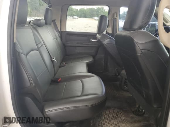 ✅ 2019 Ram 2500 Tradesman • VIN: 3C6UR5HJ6KG604238 • Лот: 56899275. Опубликован ранее на Copart с пробегом 123 360 миль. Бесплатный доступ к архиву аукционных продаж из США и подробный отчёт об истории автомобиля на DreamBid. Изображение 10.