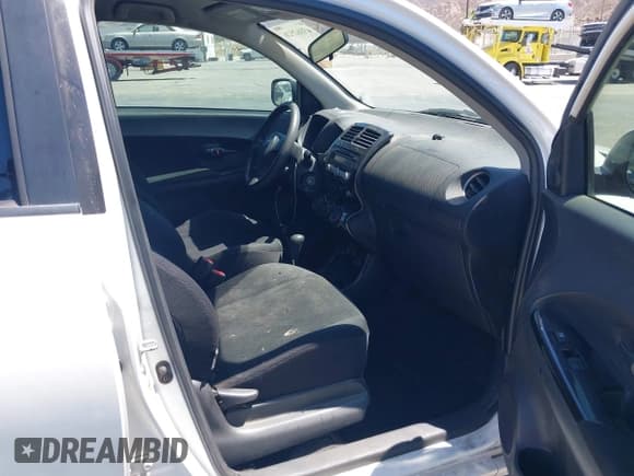 ✅ 2008 Scion xD • VIN: JTKKU104X8J018784 • Lot: 43162526. Listed on IAAI with 212,058 mi. Free auction sales archive from the USA and detailed vehicle history report at DreamBid. Image 5.