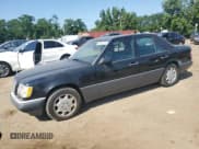 ✅ 1995 Mercedes-Benz 400 E • VIN: WDBEA34E9SC174613 • Lot: 62151715. Wystawiony na Copart z przebiegiem 176 472 mil. Bezpłatny archiwum sprzedaży aukcyjnych z USA i szczegółowy raport historii pojazdu na DreamBid. Zdjęcie 1.