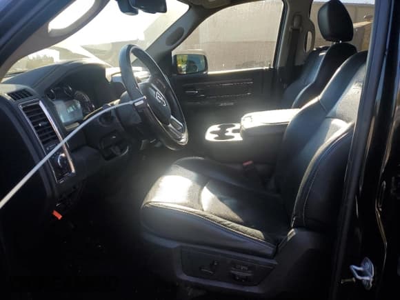 ✅ 2017 Ram 1500 Laramie • VIN: 1C6RR7NT4HS726265 • Lot: 82221535. Listed on Copart with 145,714 mi. Free auction sales archive from the USA and detailed vehicle history report at DreamBid. Image 7.