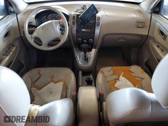 2005 Hyundai Tucson GLS with VIN KM8JN72D85U059193, listed as a Copart auction lot 61612815 with 187,528 mi miles and Clean title. Bid and sale history available at DreamBid. Image 8.