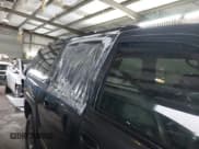 ✅ 2003 Chevrolet Suburban LS • VIN: 1GNFK16T93J211098 • Лот: 41494713. Опубликован ранее на IAAI с пробегом 366 222 миль. Бесплатный доступ к архиву аукционных продаж из США и подробный отчёт об истории автомобиля на DreamBid. Изображение 13.