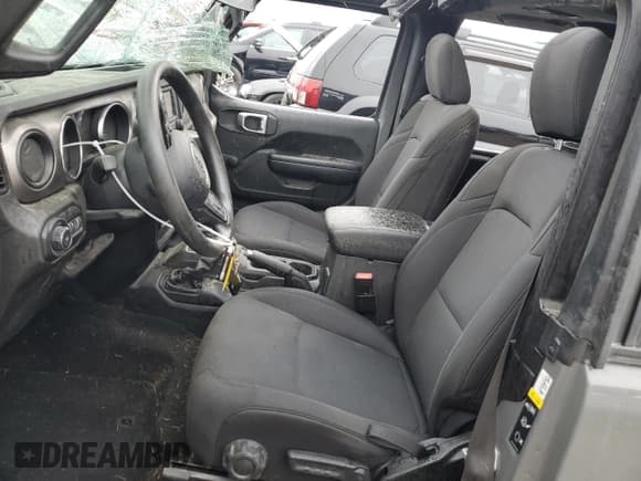 ✅ 2020 Jeep Wrangler Willys • VIN: 1C4GJXAN4LW225781 • Lot: 67316964. Wystawiony na Copart z przebiegiem 48 306 mil. Bezpłatny archiwum sprzedaży aukcyjnych z USA i szczegółowy raport historii pojazdu na DreamBid. Zdjęcie 7.