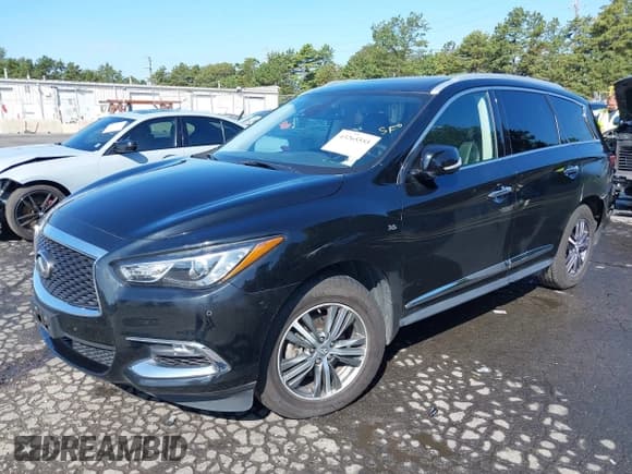✅ 2019 Infiniti QX60 Luxe • VIN: 5N1DL0MM6KC511814 • Lot: 43265555. Wystawiony na IAAI z przebiegiem 84 999 mil. Bezpłatny archiwum sprzedaży aukcyjnych z USA i szczegółowy raport historii pojazdu na DreamBid. Zdjęcie 2.