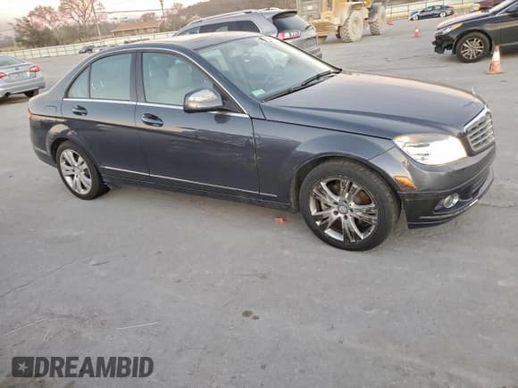 ✅ 2008 Mercedes-Benz C 300 Sport • VIN: WDDGF54X68F075155 • Lot: 94054705. Wystawiony na Copart z przebiegiem 143 442 mil. Bezpłatny archiwum sprzedaży aukcyjnych z USA i szczegółowy raport historii pojazdu na DreamBid. Zdjęcie 4.