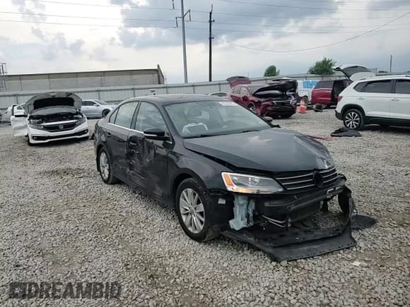 ✅ 2015 Volkswagen Jetta SE • VIN: 3VWD17AJXFM325546 • Lot: 62330395. Listed on Copart with 119,727 mi. Free auction sales archive from the USA and detailed vehicle history report at DreamBid. Image 13.