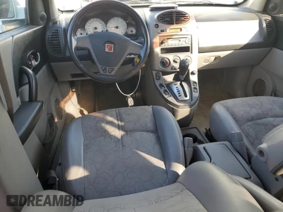 ✅ 2005 Saturn VUE • VIN: 5GZCZ53455S857665 • Lot: 89303695. Wystawiony na Copart z przebiegiem 179 075 mil. Bezpłatny archiwum sprzedaży aukcyjnych z USA i szczegółowy raport historii pojazdu na DreamBid. Zdjęcie 8.