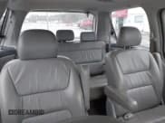 ✅ 2003 Honda Odyssey EX-L • VIN: 5FNRL18033B017812 • Лот: 43830115. Опубликован ранее на IAAI с пробегом 215 588 миль. Бесплатный доступ к архиву аукционных продаж из США и подробный отчёт об истории автомобиля на DreamBid. Изображение 8.
