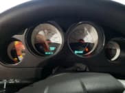 ✅ 2014 Dodge Challenger SXT • VIN: 2C3CDYAG4EH313815 • Lot: 83705374. Wystawiony na Copart z przebiegiem 82 134 mil. Bezpłatny archiwum sprzedaży aukcyjnych z USA i szczegółowy raport historii pojazdu na DreamBid. Zdjęcie 9.