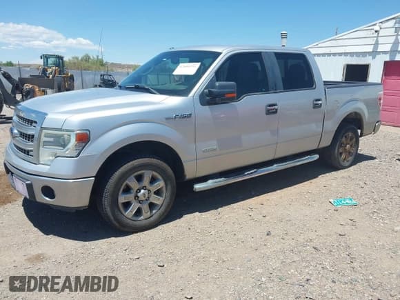 ✅ 2014 Ford F-150 XL • VIN: 1FTFW1CT7EFD08727 • Lot: 42680351. Listed on IAAI with 206,765 mi. Free auction sales archive from the USA and detailed vehicle history report at DreamBid. Image 17.