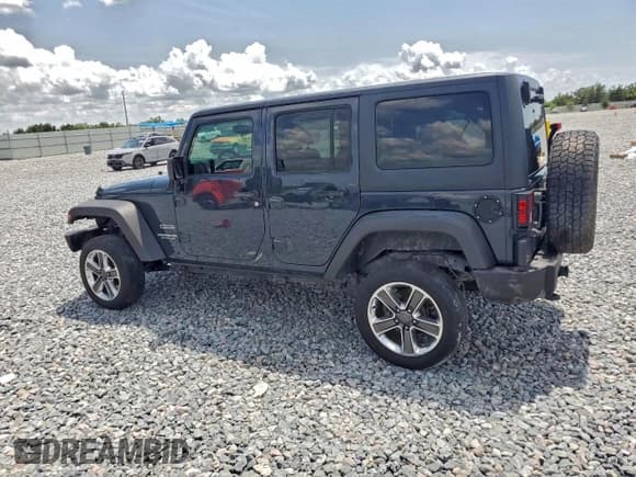 ✅ 2017 Jeep Wrangler Unlimited Sport • VIN: 1C4BJWDG4HL678163 • Lot: 95519045. Wystawiony na Copart z przebiegiem 112 080 mil. Bezpłatny archiwum sprzedaży aukcyjnych z USA i szczegółowy raport historii pojazdu na DreamBid. Zdjęcie 2.