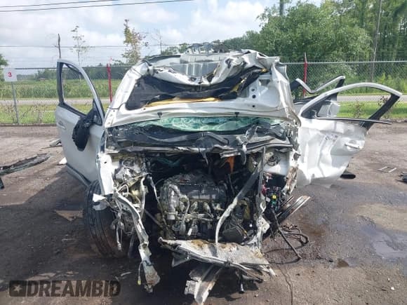 ✅ 2016 Mitsubishi Outlander ES • VIN: JA4AD2A30GZ008614 • Lot: 42505350. Listed on IAAI with Not provided. Free auction sales archive from the USA and detailed vehicle history report at DreamBid. Image 13.