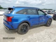 ✅ 2022 Kia Sorento X-Line SX Prestige • VIN: 5XYRKDLF4NG122371 • Lot: 58673215. Listed on Copart with 120,885 mi. Free auction sales archive from the USA and detailed vehicle history report at DreamBid. Image 3.