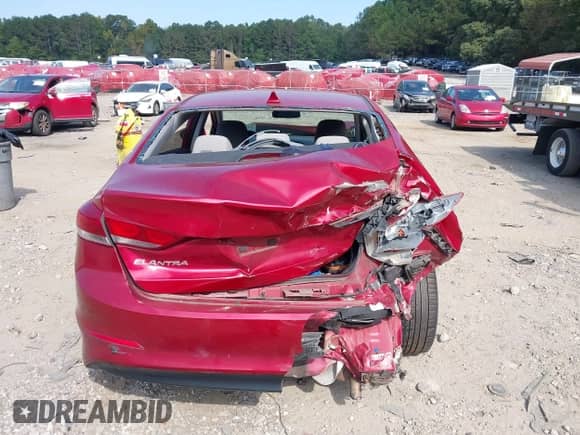 2017 Hyundai Elantra SE z VIN KMHD84LF5HU196423, wystawiony jako IAAI lot #43226509 z przebiegiem 114 879 mil mil oraz . Historia ofert i sprzedaży dostępna na DreamBid. Obrazek 15.