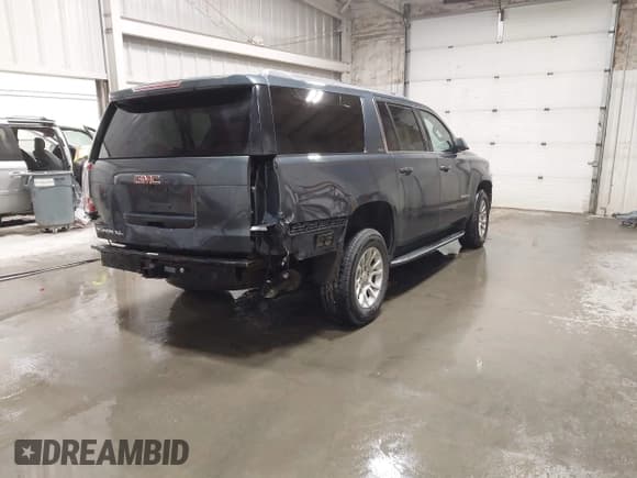 ✅ 2019 GMC Yukon XL SLT • VIN: 1GKS2GKC3KR332195 • Лот: 43603839. Опубликован ранее на IAAI с пробегом 144 431 миль. Бесплатный доступ к архиву аукционных продаж из США и подробный отчёт об истории автомобиля на DreamBid. Изображение 4.