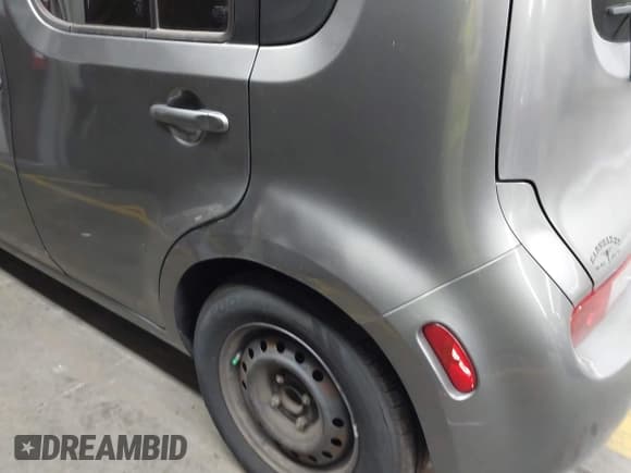 ✅ 2011 Nissan Cube S Krom Edition • VIN: JN8AZ2KR7BT204690 • Lot: 42618833. Wystawiony na IAAI z przebiegiem 141 806 mil. Bezpłatny archiwum sprzedaży aukcyjnych z USA i szczegółowy raport historii pojazdu na DreamBid. Zdjęcie 6.