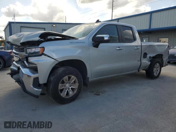 ✅ 2020 Chevrolet Silverado 1500 LT • VIN: 1GCRYDED6LZ257473 • Lot: 72845044. Wystawiony na Copart z przebiegiem 129 584 mil. Bezpłatny archiwum sprzedaży aukcyjnych z USA i szczegółowy raport historii pojazdu na DreamBid. Zdjęcie 1.