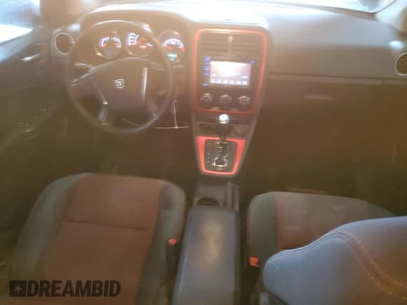 ✅ 2011 Dodge Caliber Heat • VIN: 1B3CB5HA6BD116141 • Лот: 78962814. Опубликован ранее на Copart с пробегом 193 511 миль. Бесплатный доступ к архиву аукционных продаж из США и подробный отчёт об истории автомобиля на DreamBid. Изображение 8.