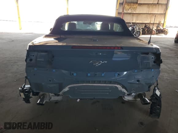 ✅ 2024 Ford Mustang EcoBoost Premium • VIN: 1FAGP8UH4R5118812 • Lot: 91237965. Listed on Copart with 10,682 mi. Free auction sales archive from the USA and detailed vehicle history report at DreamBid. Image 6.