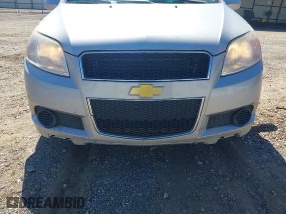 ✅ 2009 Chevrolet Aveo 1LT • VIN: KL1TD66E19B651119 • Lot: 41648261. Wystawiony na IAAI z przebiegiem 132 456 mil. Bezpłatny archiwum sprzedaży aukcyjnych z USA i szczegółowy raport historii pojazdu na DreamBid. Zdjęcie 6.