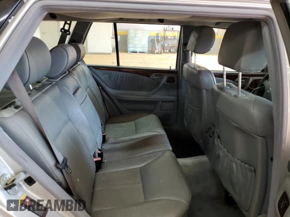 ✅ 2002 Mercedes-Benz E 320 • VIN: WDBJH65J92B422100 • Lot: 81748135. Wystawiony na Copart z przebiegiem 260 588 mil. Bezpłatny archiwum sprzedaży aukcyjnych z USA i szczegółowy raport historii pojazdu na DreamBid. Zdjęcie 10.