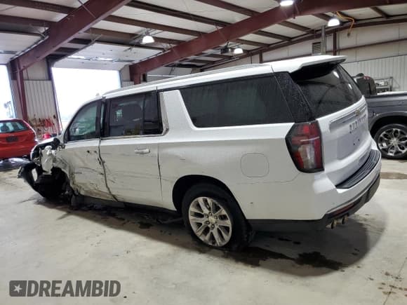 ✅ 2023 Chevrolet Suburban Premier • VIN: 1GNSKFKDXPR339786 • Lot: 73280924. Wystawiony na Copart z przebiegiem 35 902 mil. Bezpłatny archiwum sprzedaży aukcyjnych z USA i szczegółowy raport historii pojazdu na DreamBid. Zdjęcie 2.