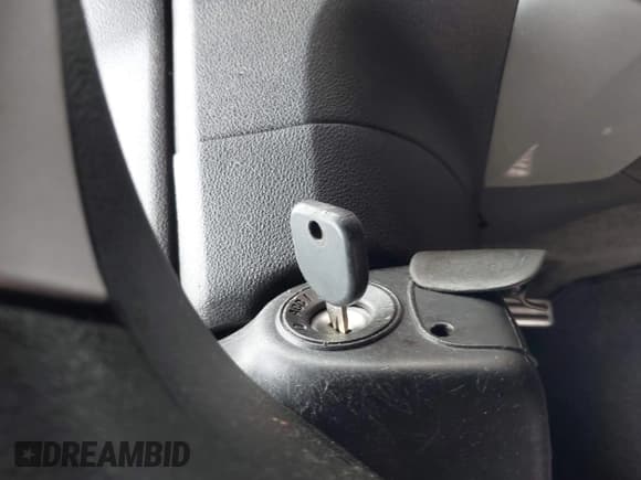 ✅ 2008 Saturn Sky • VIN: 1G8MC35B78Y132622 • Лот: 43044203. Опубликован ранее на IAAI с пробегом 156 661 миль. Бесплатный доступ к архиву аукционных продаж из США и подробный отчёт об истории автомобиля на DreamBid. Изображение 11.