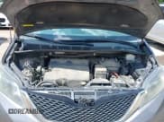 ✅ 2014 Toyota Sienna SE • VIN: 5TDXK3DC8ES443113 • Lot: 42735795. Wystawiony na IAAI z przebiegiem 235 269 mil. Bezpłatny archiwum sprzedaży aukcyjnych z USA i szczegółowy raport historii pojazdu na DreamBid. Zdjęcie 10.