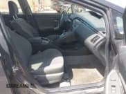 ✅ 2014 Toyota Prius Four • VIN: JTDKN3DU6E1737844 • Lot: 43063587. Wystawiony na IAAI z przebiegiem 244 353 mil. Bezpłatny archiwum sprzedaży aukcyjnych z USA i szczegółowy raport historii pojazdu na DreamBid. Zdjęcie 5.