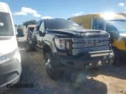 ✅ 2021 GMC Sierra 3500HD Denali • VIN: 1GT49WEY8MF226489 • Lot: 84919855. Wystawiony na Copart z przebiegiem 153 424 mil. Bezpłatny archiwum sprzedaży aukcyjnych z USA i szczegółowy raport historii pojazdu na DreamBid. Zdjęcie 4.