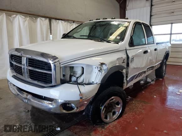 2008 Dodge 3500 Laramie z VIN 3D7MX38AX8G188700, wystawiony jako Copart lot #84154984 z przebiegiem 224 985 mil mil oraz Szkoda całkowita • Salvage title. Historia ofert i sprzedaży dostępna na DreamBid. Obrazek 1.