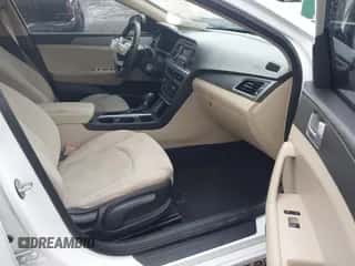 2015 Hyundai Sonata SE z VIN 5NPE24AF8FH208326, wystawiony jako IAAI lot #43370127 z przebiegiem Nie podano mil oraz . Historia ofert i sprzedaży dostępna na DreamBid. Obrazek 5.