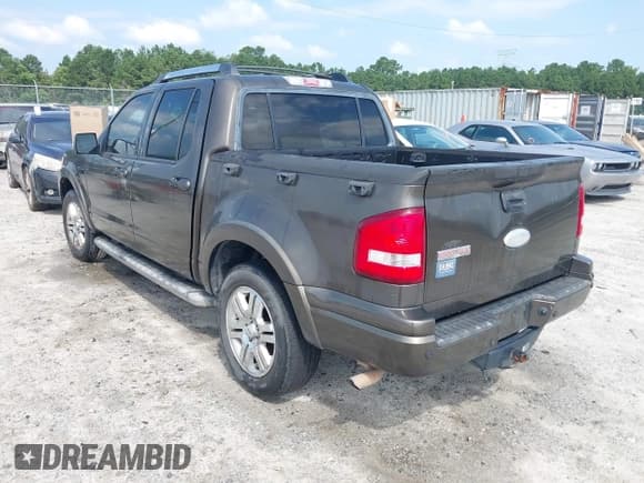 ✅ 2008 Ford Explorer Sport Trac Limited • VIN: 1FMEU33E38UA44819 • Лот: 43035559. Опубликован ранее на IAAI с пробегом 297 282 миль. Бесплатный доступ к архиву аукционных продаж из США и подробный отчёт об истории автомобиля на DreamBid. Изображение 3.