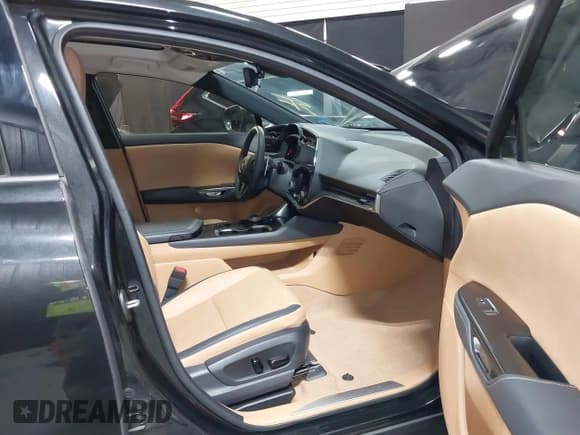 ✅ 2024 Lexus RZ 450e Premium • VIN: JTJAAAAB0RA024617 • Lot: 41536068. Listed on IAAI with 18,966 mi. Free auction sales archive from the USA and detailed vehicle history report at DreamBid. Image 5.