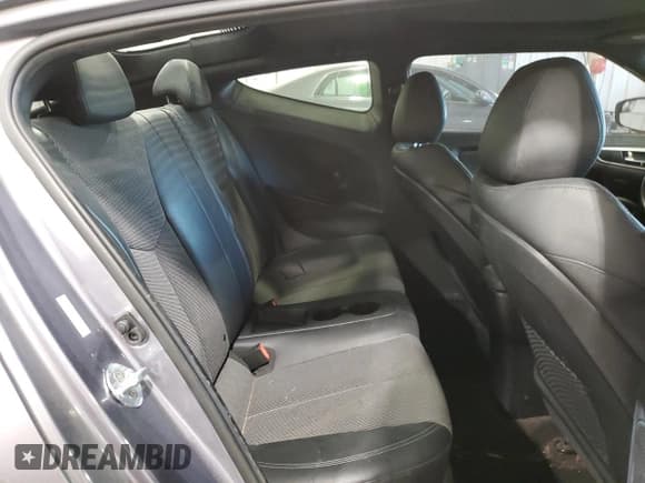 ✅ 2016 Hyundai Veloster • VIN: KMHTC6AD7GU291796 • Lot: 82981604. Wystawiony na Copart z przebiegiem 118 800 mil. Bezpłatny archiwum sprzedaży aukcyjnych z USA i szczegółowy raport historii pojazdu na DreamBid. Zdjęcie 10.