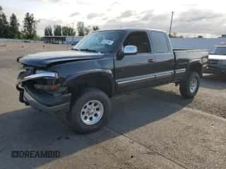 2000 Chevrolet Silverado 1500 LT z VIN 2GCEK19T9Y1375842, wystawiony jako Copart lot #64787384 z przebiegiem 242 729 mil mil oraz Szkoda całkowita • Salvage title. Historia ofert i sprzedaży dostępna na DreamBid. Obrazek 1.