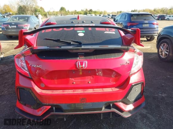 ✅ 2017 Honda Civic Type R Touring • VIN: SHHFK8G71HU202105 • Lot: 43564527. Wystawiony na IAAI z przebiegiem Nie podano. Bezpłatny archiwum sprzedaży aukcyjnych z USA i szczegółowy raport historii pojazdu na DreamBid. Zdjęcie 16.