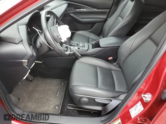 ✅ 2022 Mazda CX-30 S Select • VIN: 3MVDMBBL9NM448281 • Лот: 82497215. Опубликован ранее на Copart с пробегом 32 120 миль. Бесплатный доступ к архиву аукционных продаж из США и подробный отчёт об истории автомобиля на DreamBid. Изображение 7.