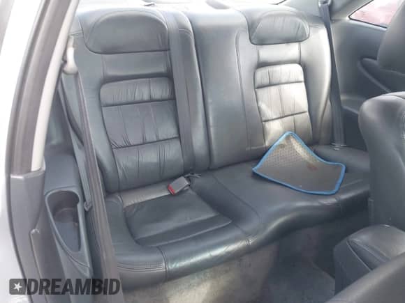 2001 Honda Accord EX с VIN 1HGCG22581A030437, выставлен на аукционе IAAI как лот 43085742 с пробегом 209 619 миль миль и . История ставок и продаж доступна на DreamBid. Изображение 8.