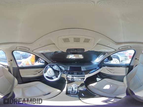 ✅ 2016 BMW 5 Series 528i • VIN: WBA5A5C56GG348861 • Lot: 91621595. Listed on Copart with 70,084 mi. Free auction sales archive from the USA and detailed vehicle history report at DreamBid. Image 14.